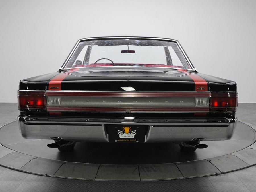  Plymouth Belvedere GTX 426 Hemi 1967 года  (фото 2 из 16)